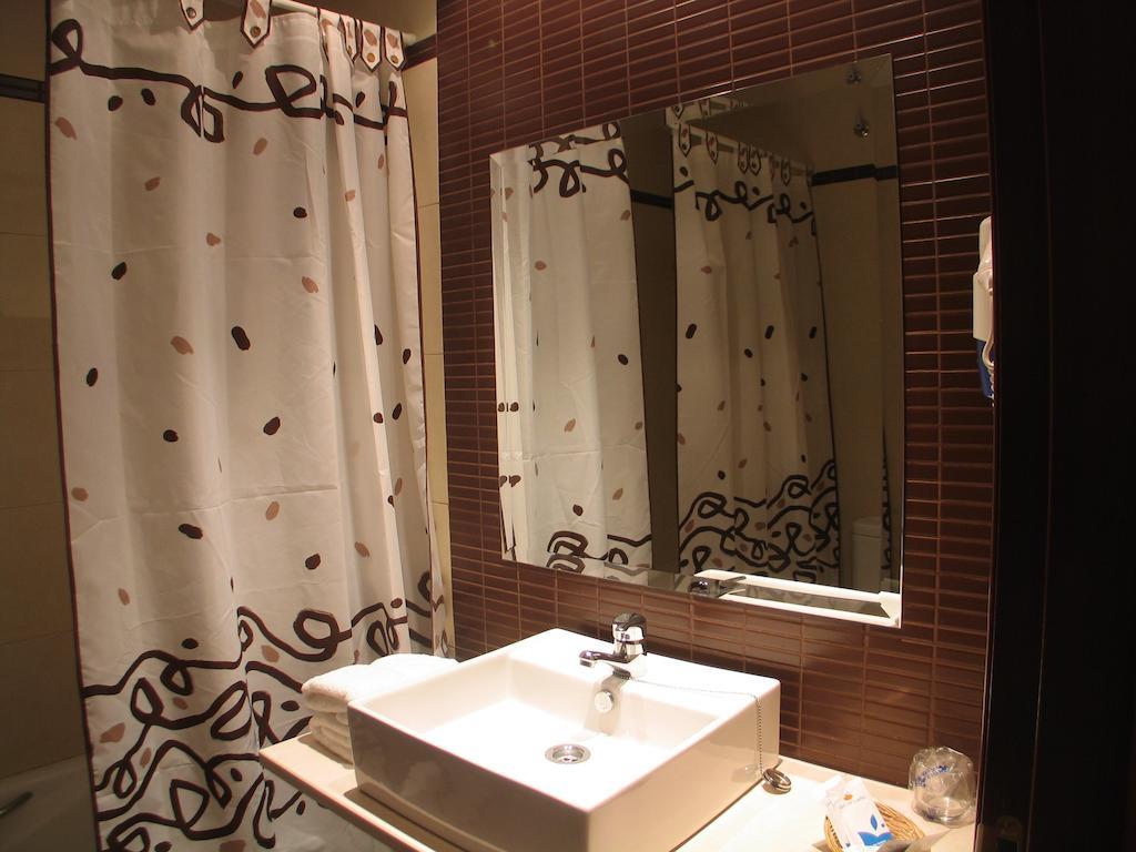 Hotel San Cristobal كوريا الغرفة الصورة