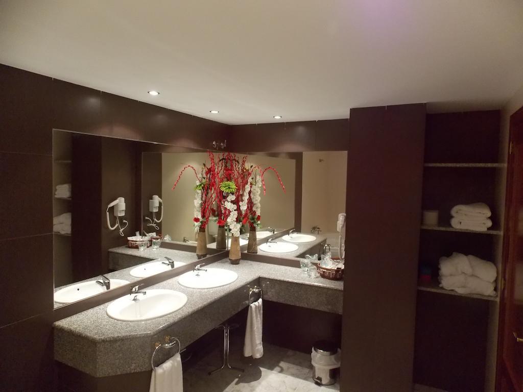 Hotel San Cristobal كوريا الغرفة الصورة